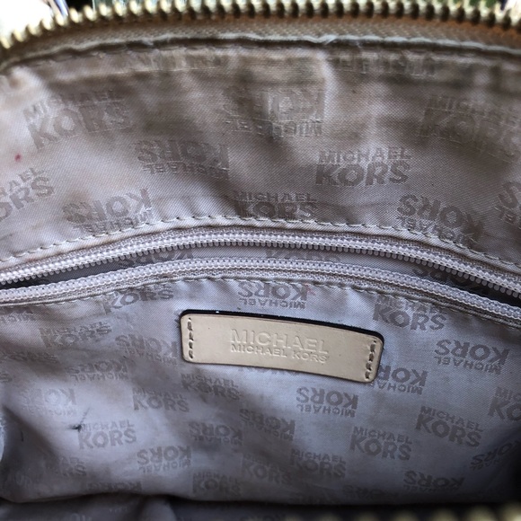 Metallic Gold Michael Kors Bucket Bag - Picture 6 of 8